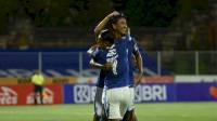 Pemain Persib Sempat Ditandu Keluar Lapangan Saat Bentrok dengan Persikabo, Robert Albert Ungkap Kondisnya